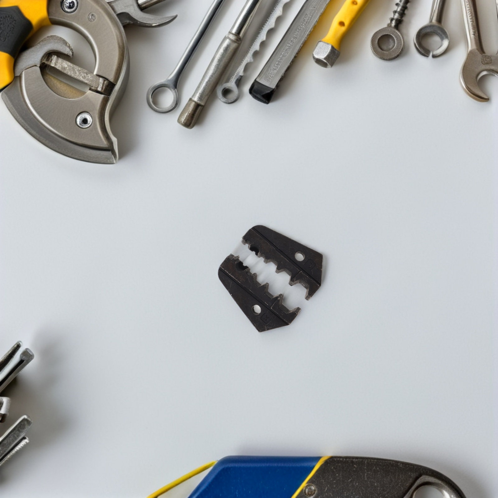 Draadkrimptangmodule, krimpmat - Tools In Electrical Workshop recensie en prijs